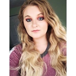 Meet your Posher, Melanie